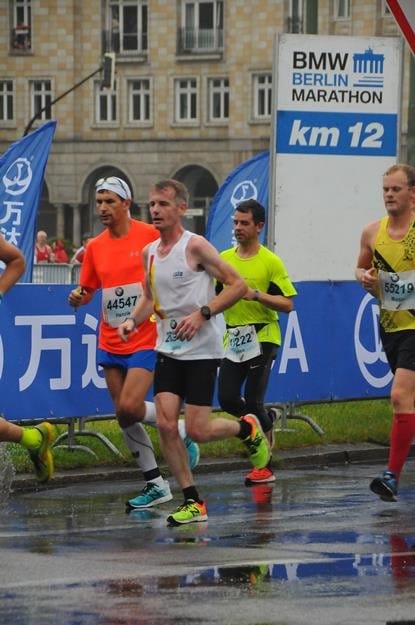 Berlin marathon at km12